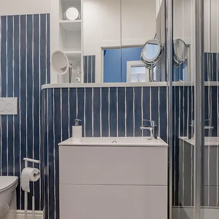 H11 Casa Camilla Centro - דירה סנרמו